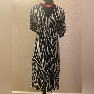 Max and Cleo dress size small